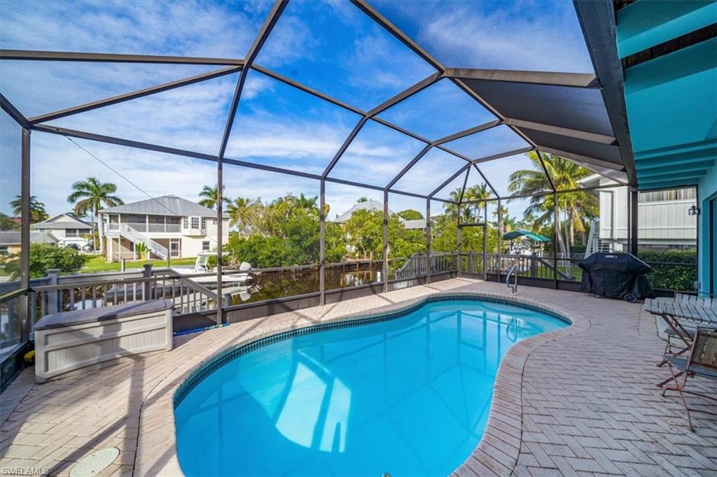 1283 Grand Canal Dr Property Photo 20