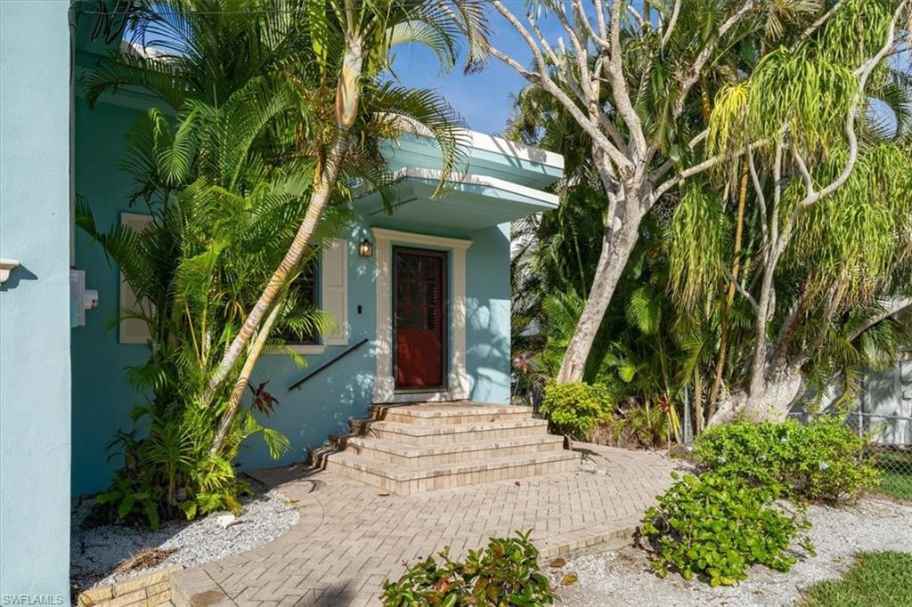 1283 Grand Canal Dr Property Photo 21