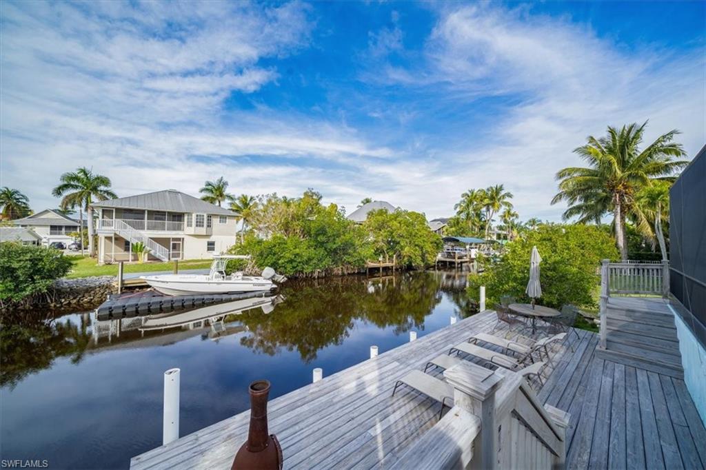 1283 Grand Canal Dr Property Photo 26