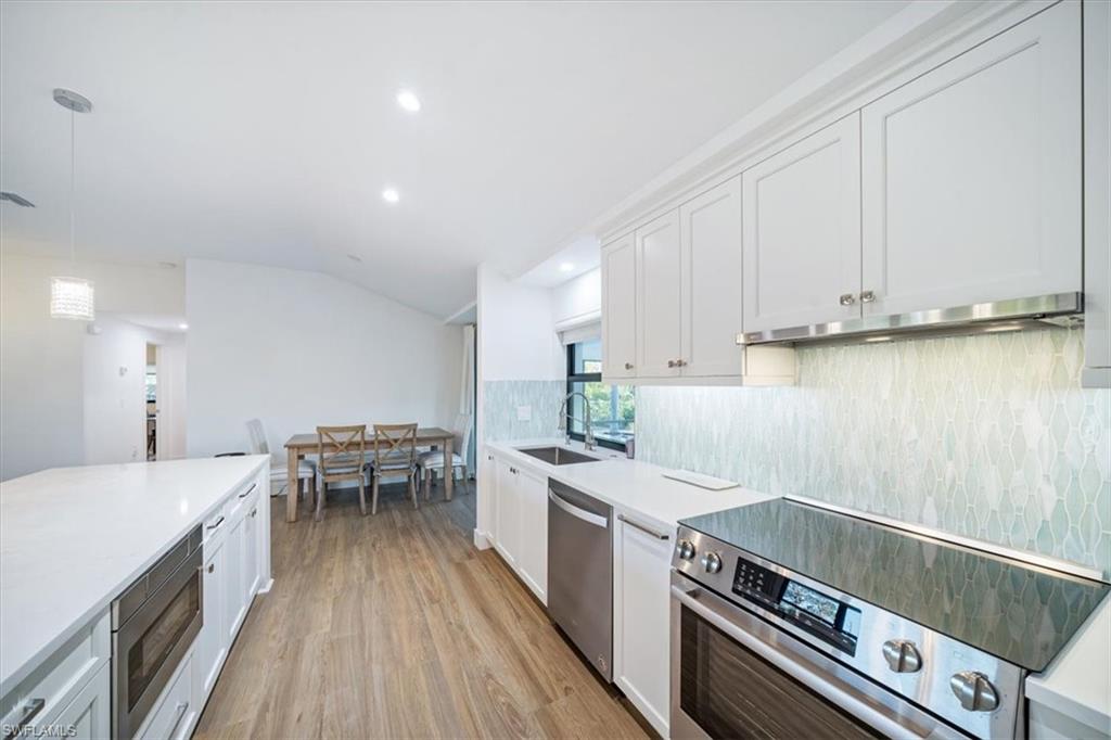 148 1st St Property Photo 15