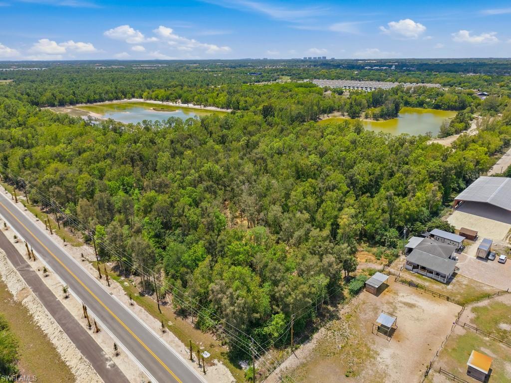 12880 Tower Rd Property Photo 6