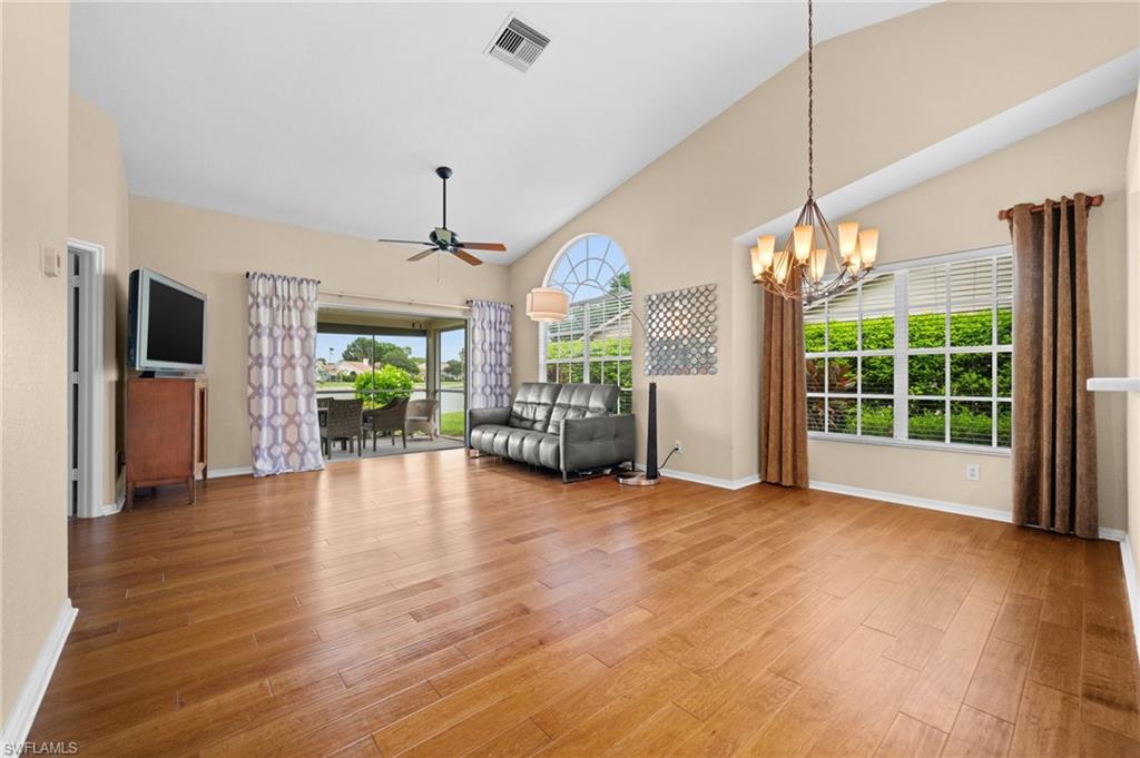 6588 Ilex Cir Property Photo 5
