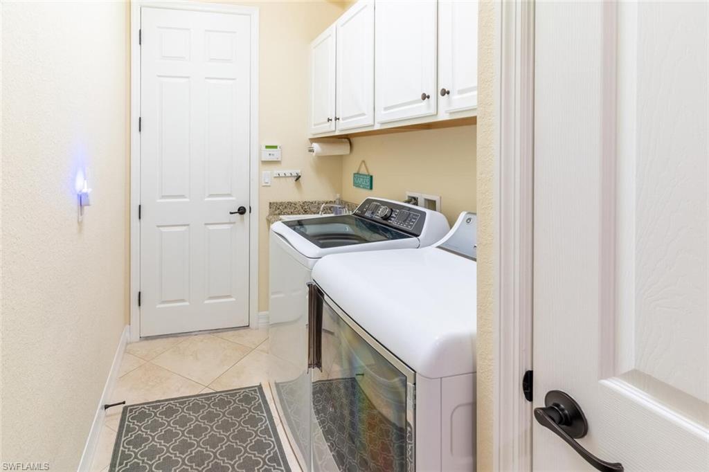 9372 Vercelli Ct Property Photo 32