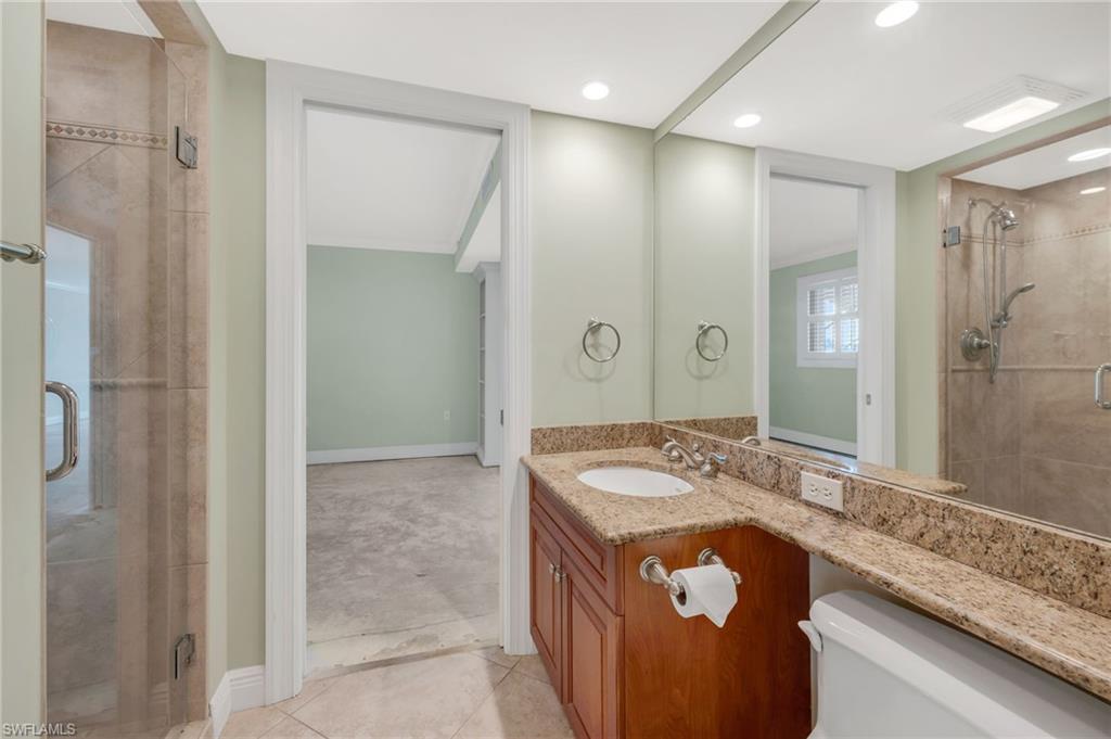 222 Harbour Dr 301 Property Photo 24