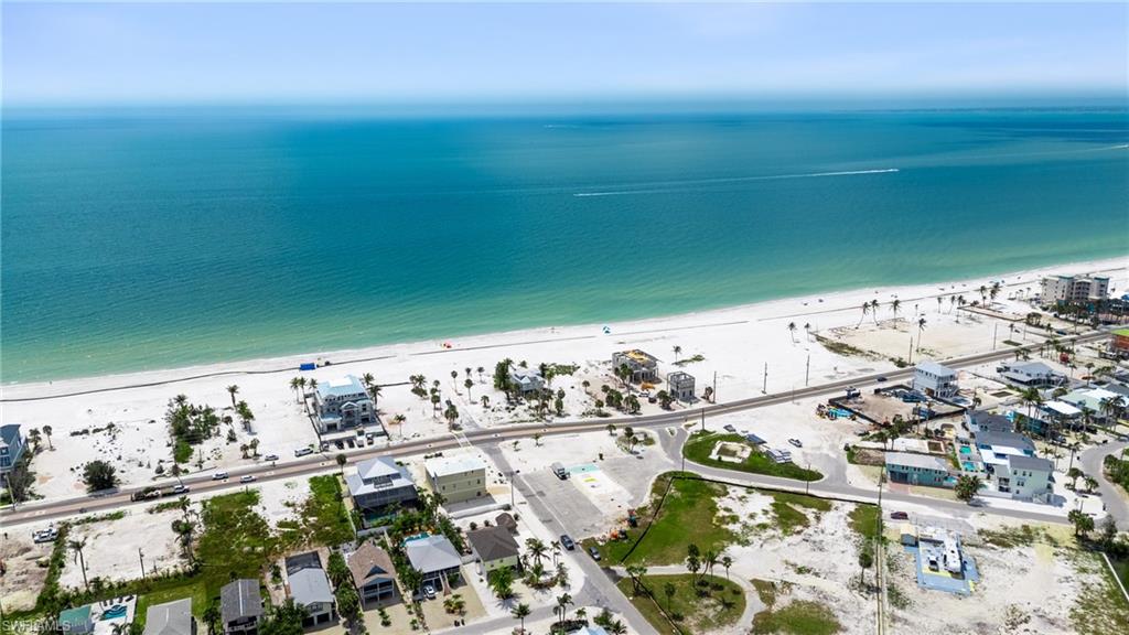 5682 Estero Blvd Property Photo 3