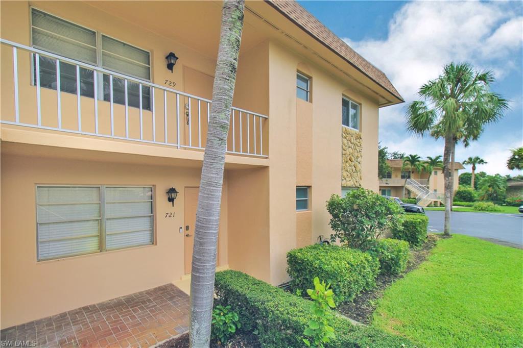 729 Palm View Dr D4 Property Photo 2
