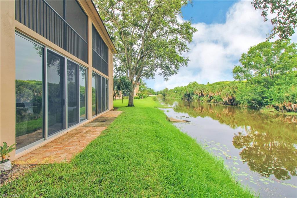 729 Palm View Dr D4 Property Photo 3