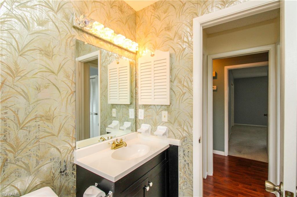 729 Palm View Dr D4 Property Photo 17
