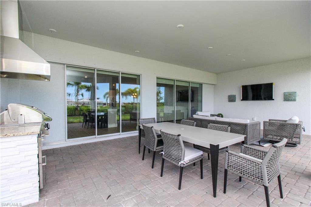 15765 Cortina St Property Photo 3