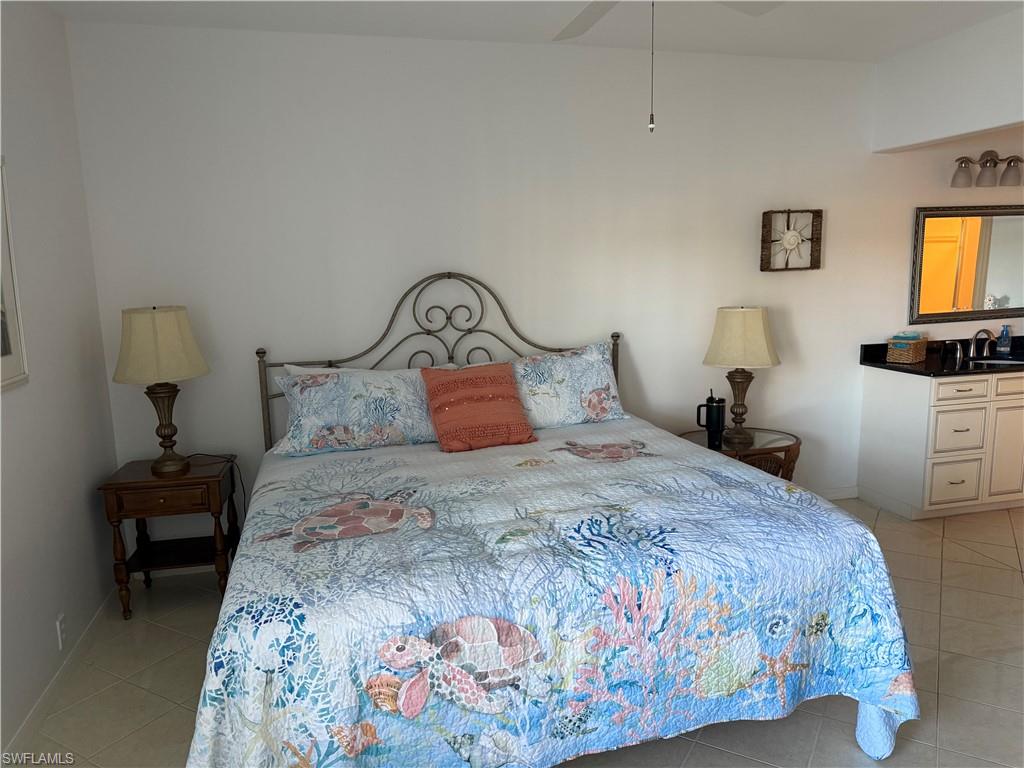 13070 Amberley Ct 902 Property Photo 7