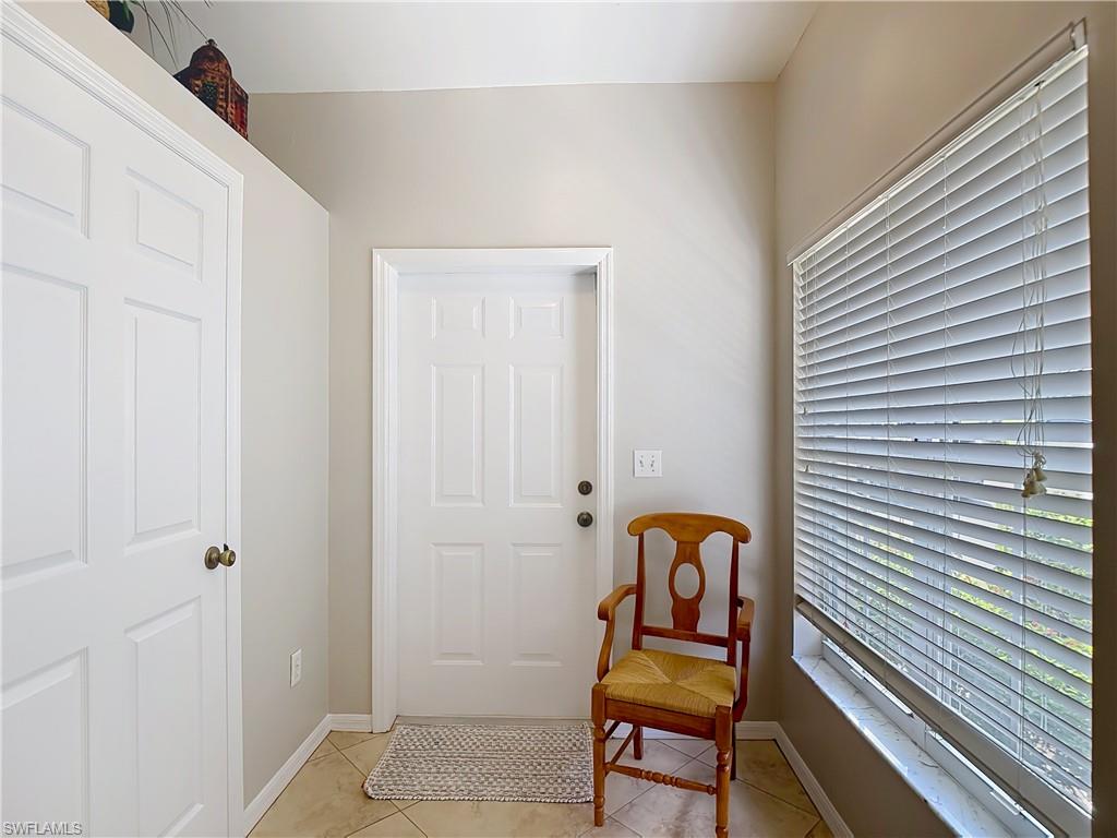 4970 Deerfield Way F-203 Property Photo 7