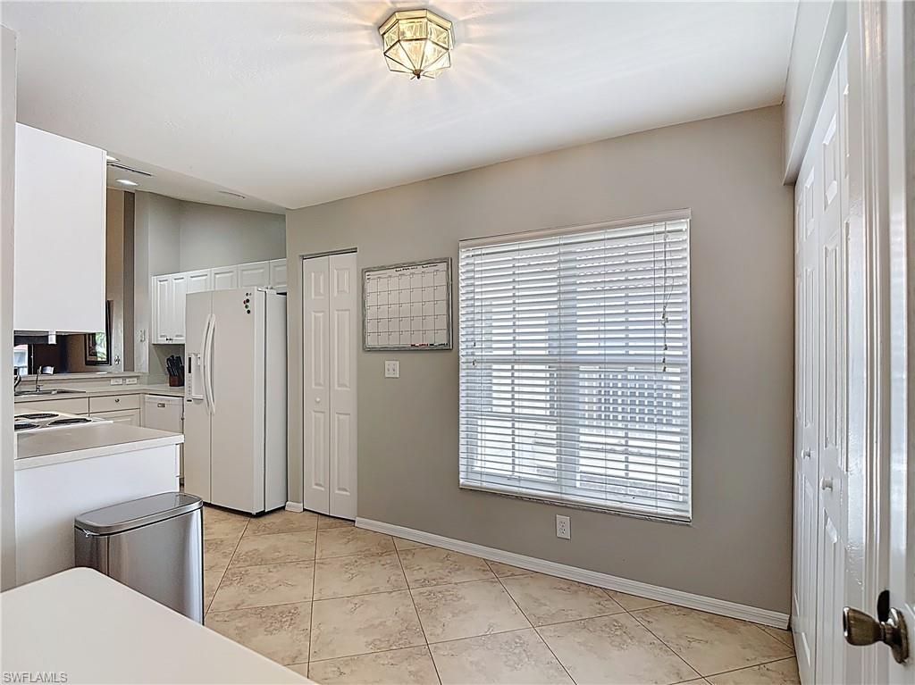 4970 Deerfield Way F-203 Property Photo 9