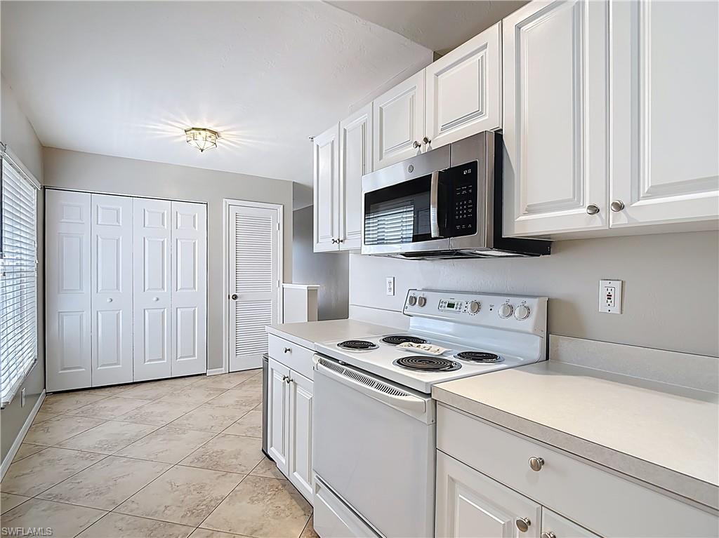 4970 Deerfield Way F-203 Property Photo 14