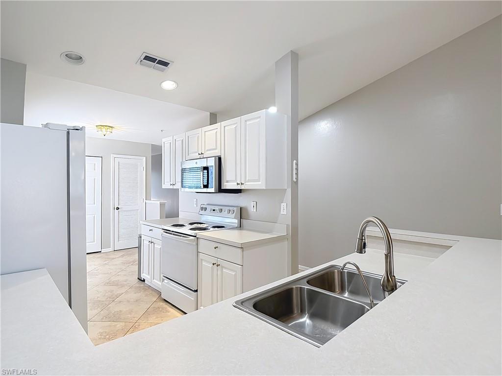 4970 Deerfield Way F-203 Property Photo 16