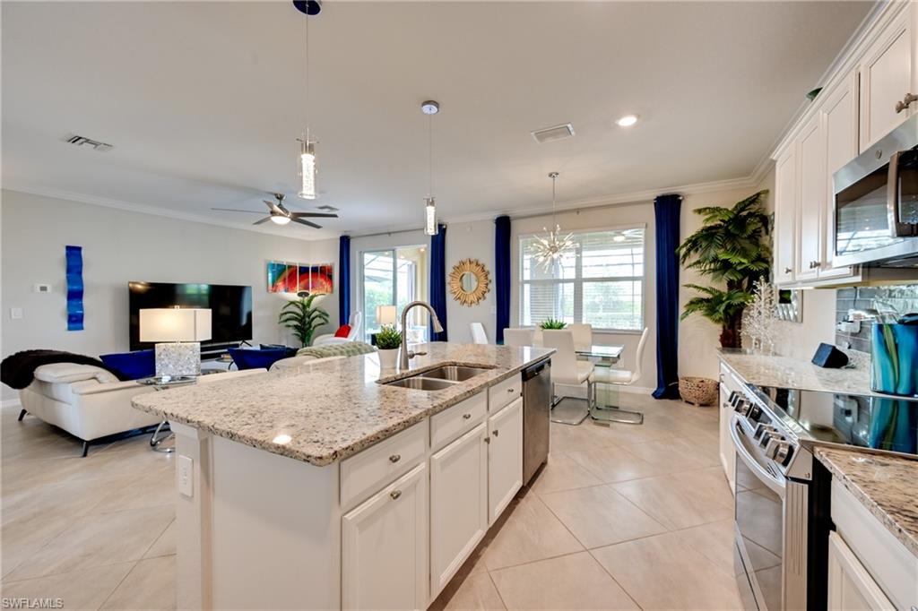 3697 Hampton Cir Property Photo 12