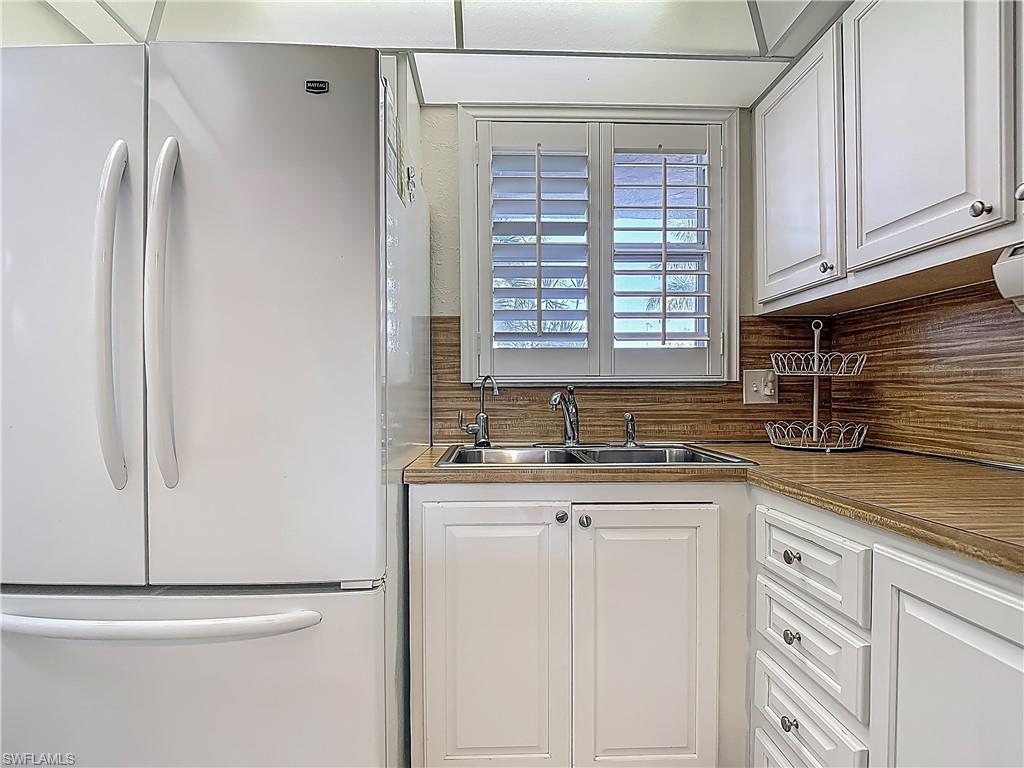 175 Turtle Lake Ct 108 Property Photo 4