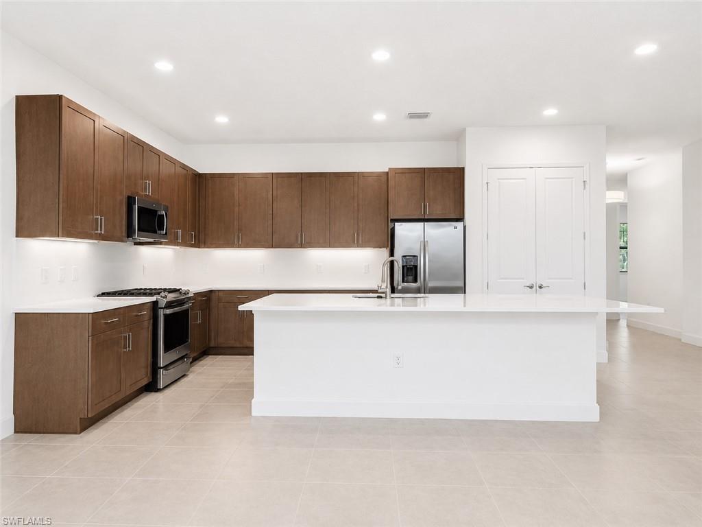 20921 Thistle Leaf Ln Property Photo 11