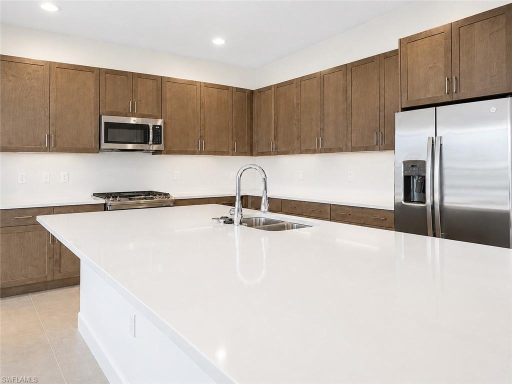 20921 Thistle Leaf Ln Property Photo 12