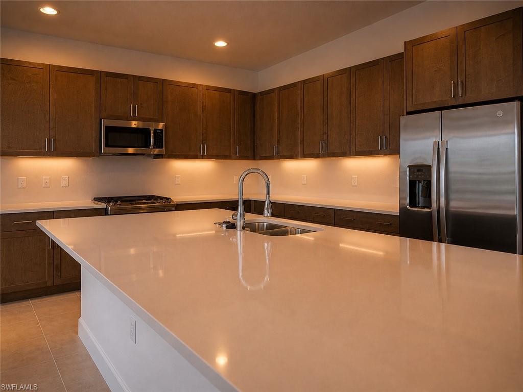 20921 Thistle Leaf Ln Property Photo 28