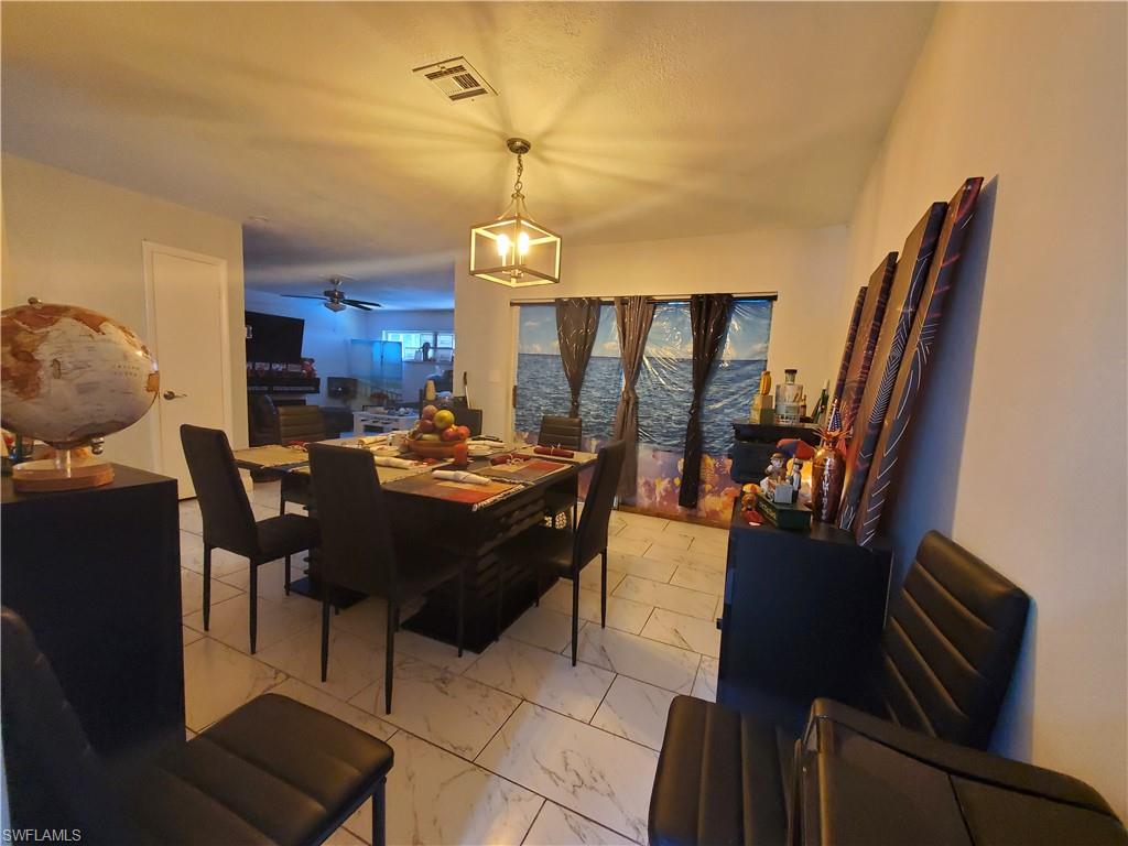 306 Hollywood St Property Photo 6