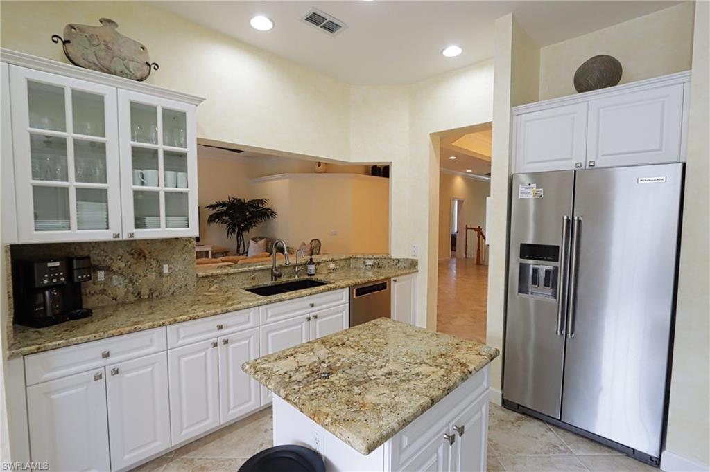 9616 Cypress Hammock Cir 201 Property Photo 2