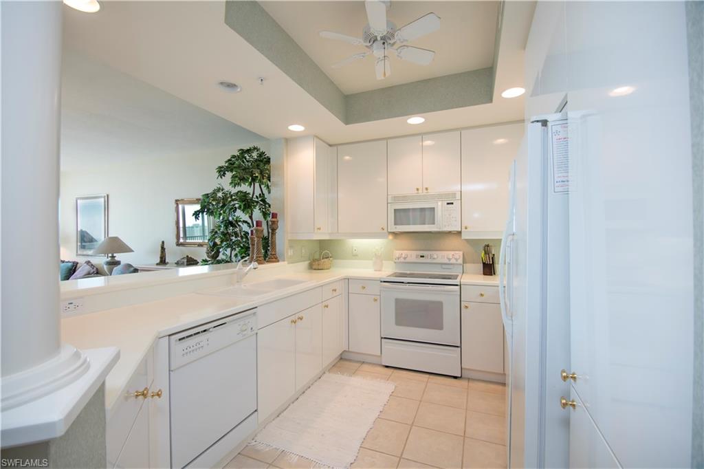 430 Cove Tower Dr 1202 Property Photo 6