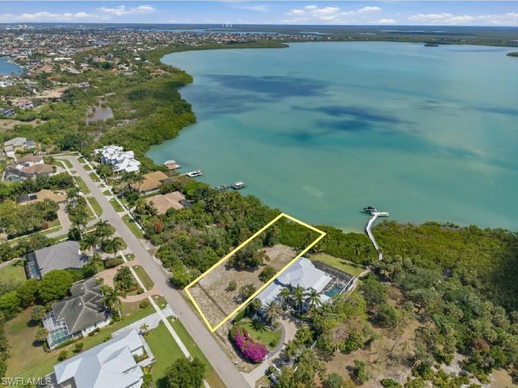 821 Caxambas DR Property Photo 1