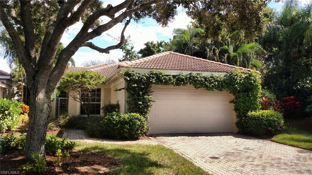 8526 Pepper Tree Way Property Photo 3
