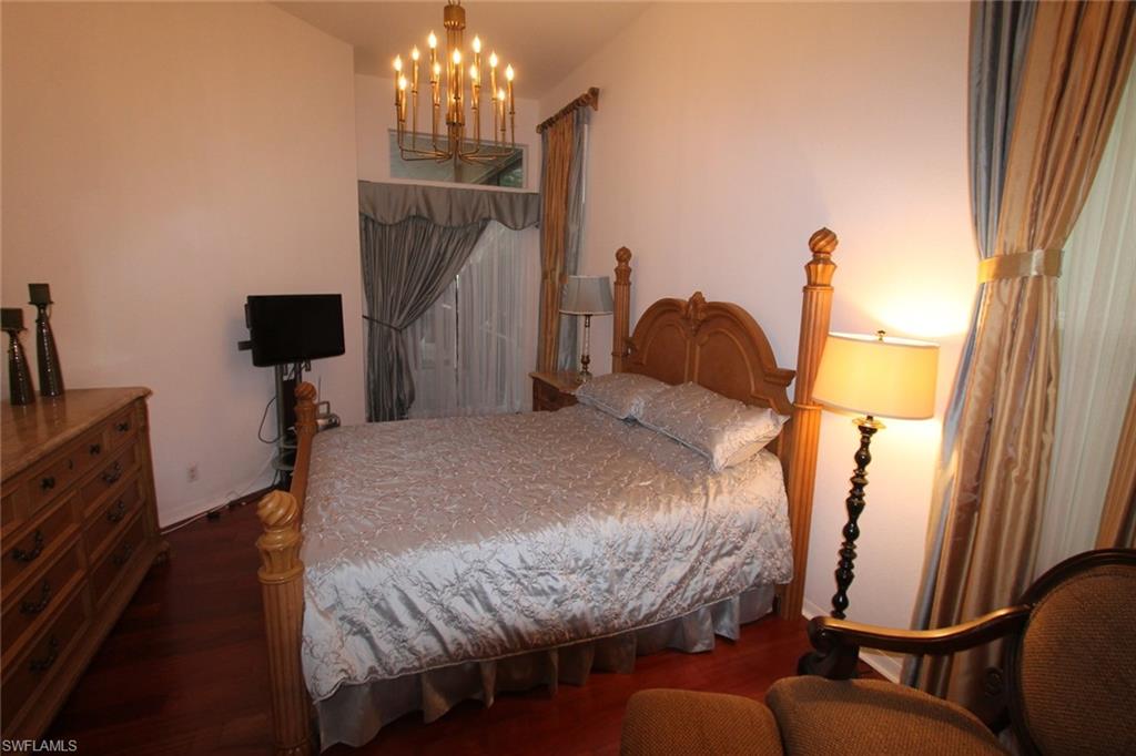 8526 Pepper Tree Way Property Photo 8