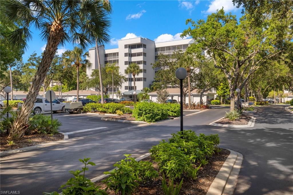 290 Naples Cove Dr 2602 Property Photo 2