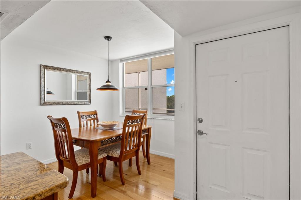 290 Naples Cove Dr 2602 Property Photo 9