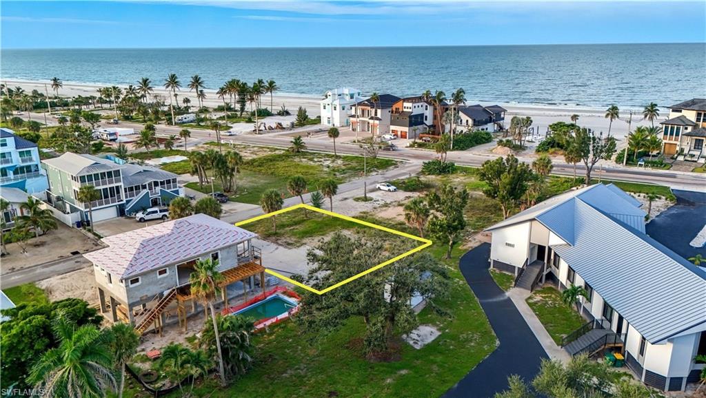 111 Bay Mar Dr Property Photo 3