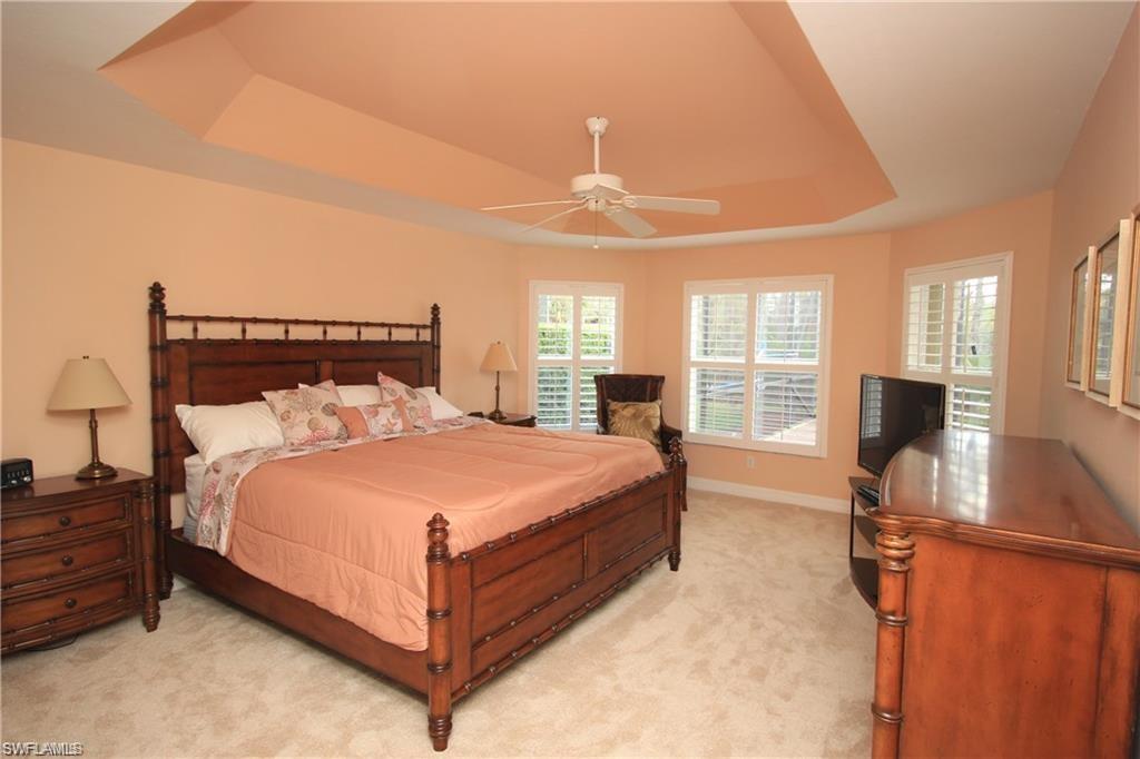 2322 Butterfly Palm Dr Property Photo 4