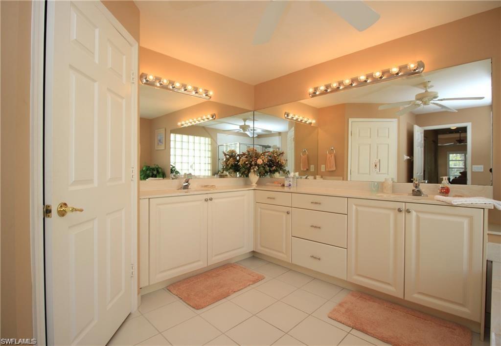2322 Butterfly Palm Dr Property Photo 22