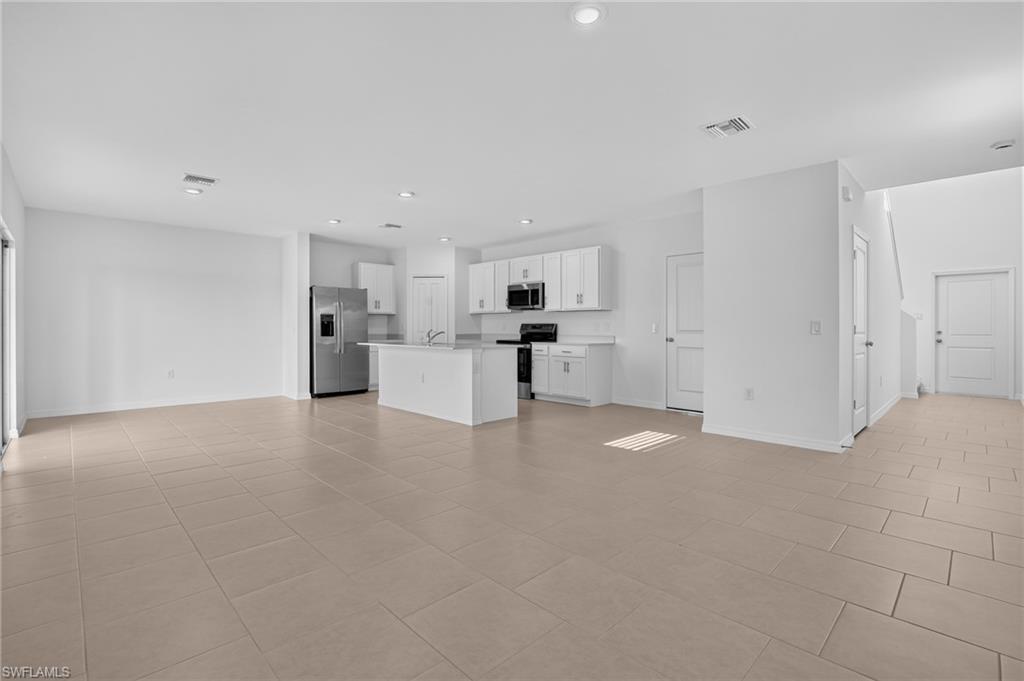 45067 Pipevine Cir Property Photo 5