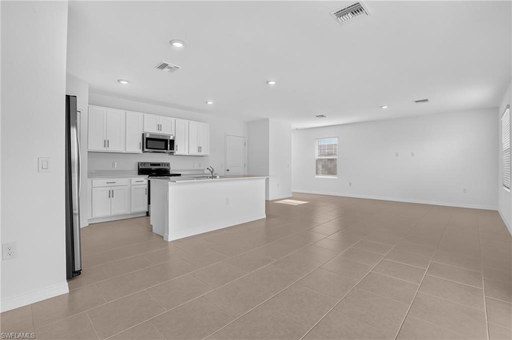 45067 Pipevine Cir Property Photo 9