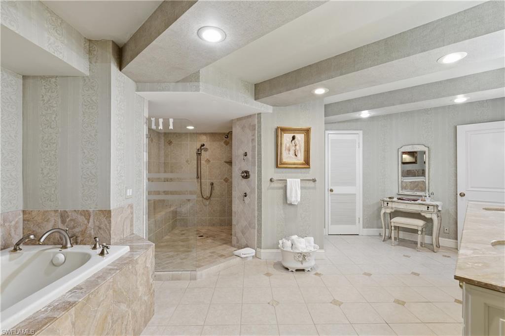 4041 Gulf Shore Blvd N 1007 Property Photo 21