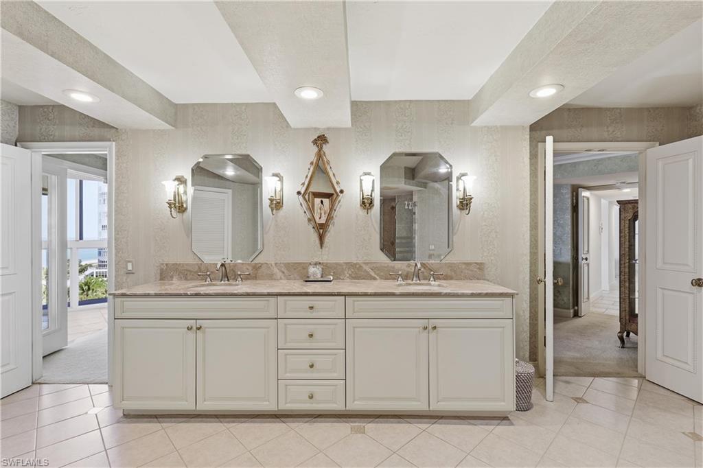 4041 Gulf Shore Blvd N 1007 Property Photo 22