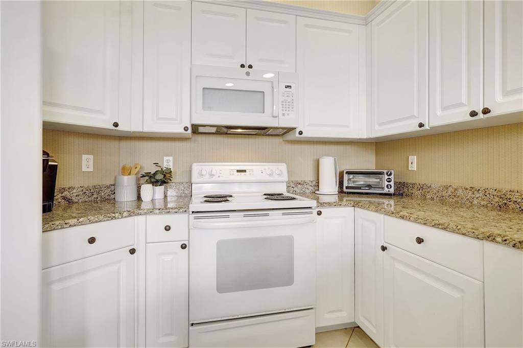 470 Launch Cir V-405 Property Photo 7
