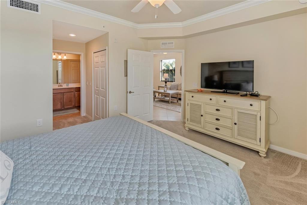 9735 Acqua Ct 621 Property Photo 10