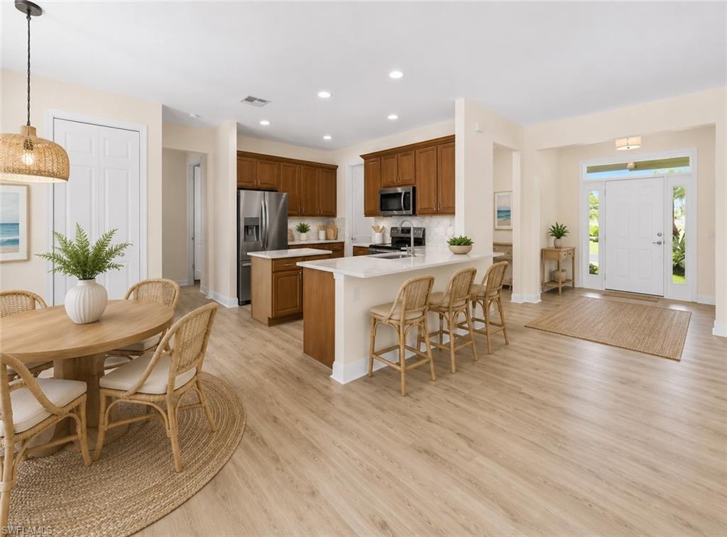 15555 Caloosa Creek Cir Property Photo 8