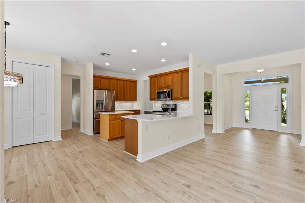 15555 Caloosa Creek Cir Property Photo 10