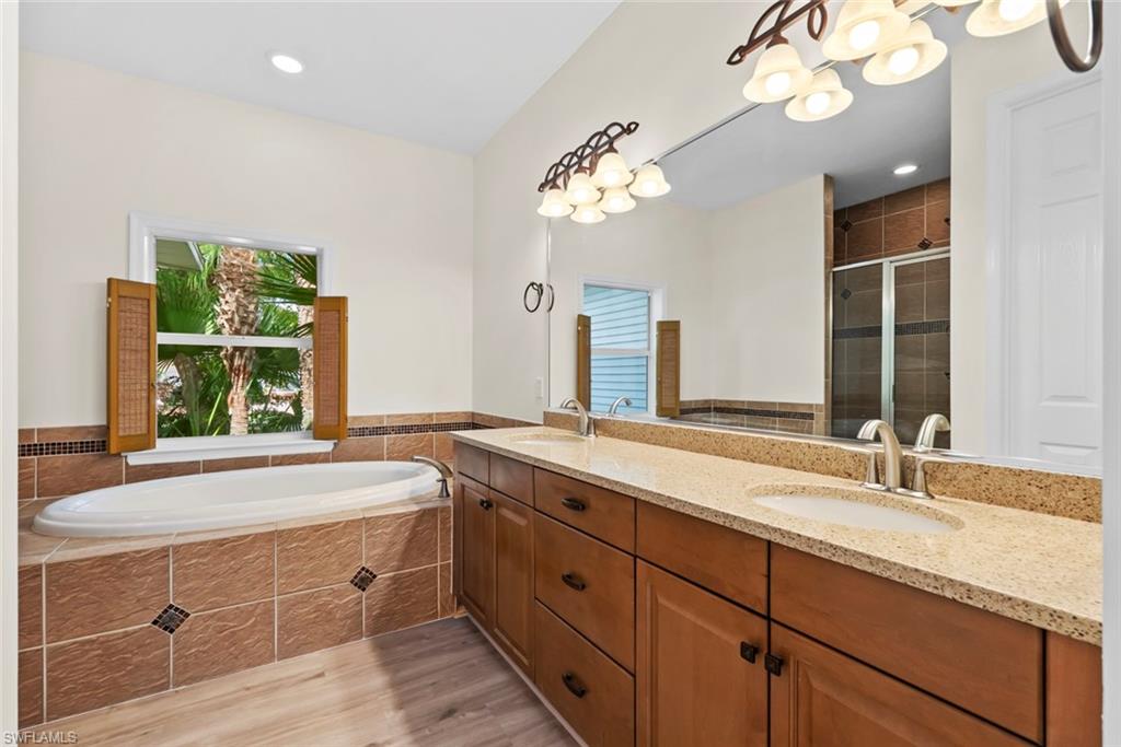 15555 Caloosa Creek Cir Property Photo 21