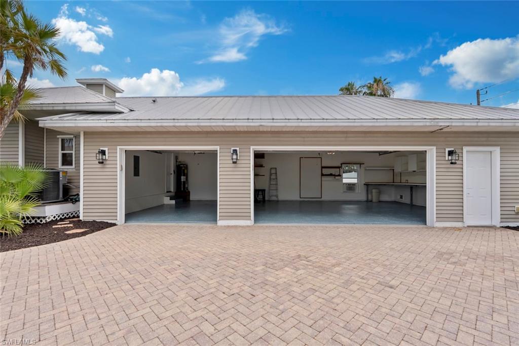 15555 Caloosa Creek Cir Property Photo 37