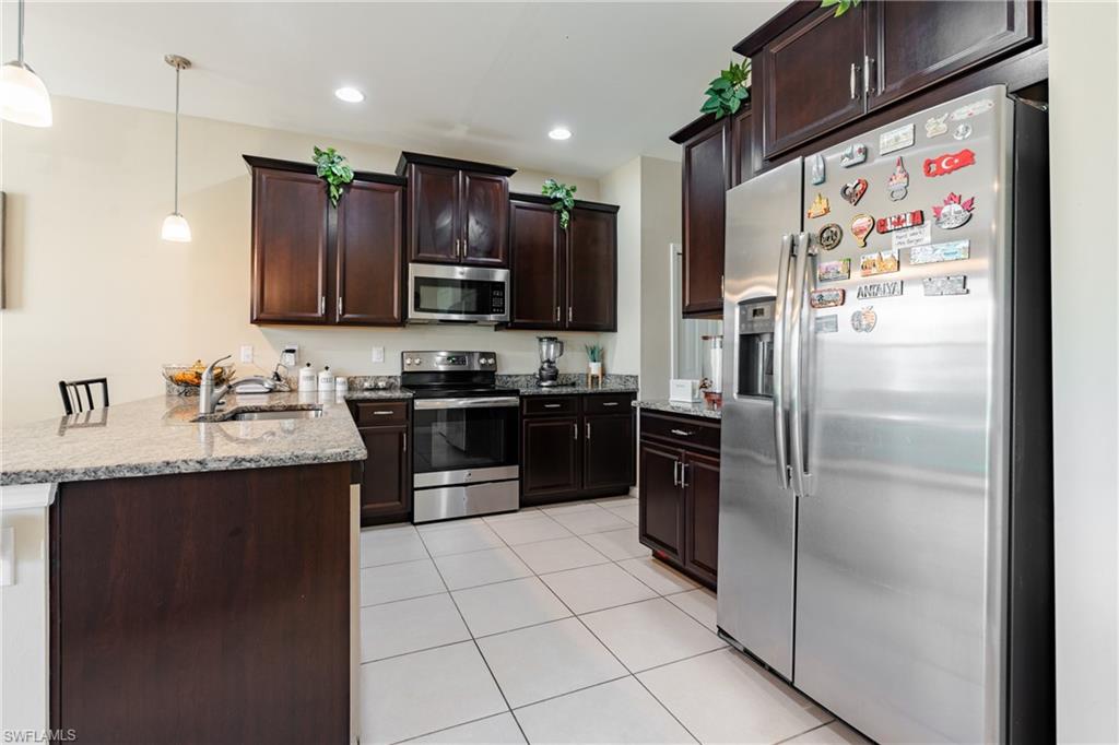 10818 Alvara Point Dr Property Photo 7