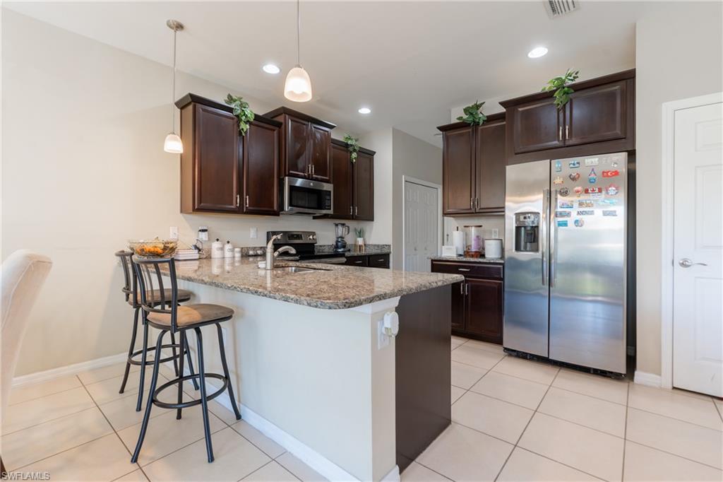 10818 Alvara Point Dr Property Photo 8