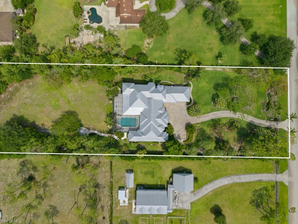 7051 Hunters Rd Property Photo 4