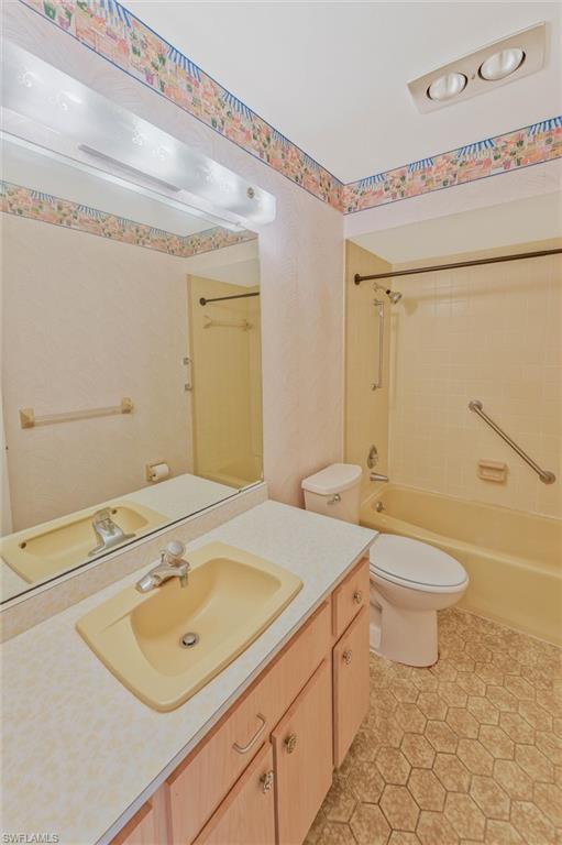7008 Cedarhurst Dr Property Photo 25