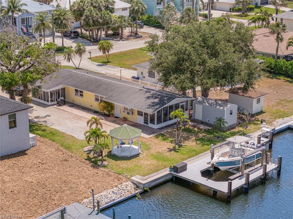 4818 Regal Dr Property Photo 4