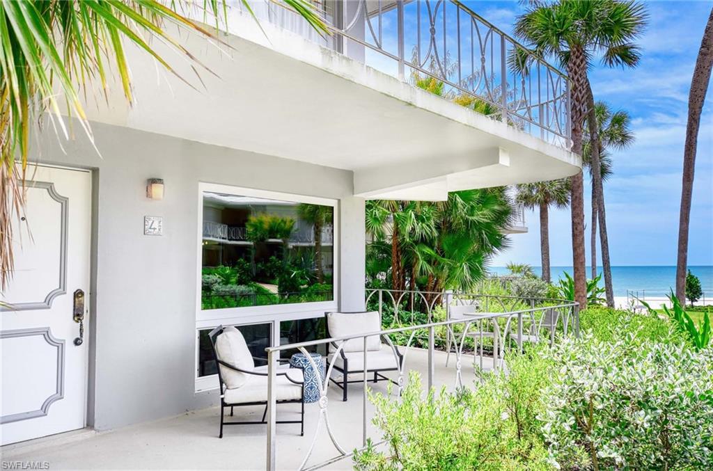 1851 Gulf Shore Blvd N 4 Property Photo 2